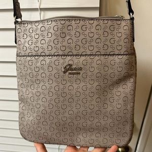 Guess gray crossbody